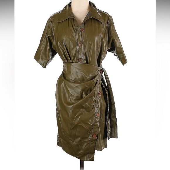 NWT The Frankie Shop Zoeyy Faux Leather Wrap Green XS - Picture 2 of 15